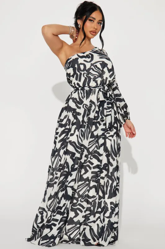 Monaco Chiffon Maxi Dress - Black/White sold by Fashion Nova