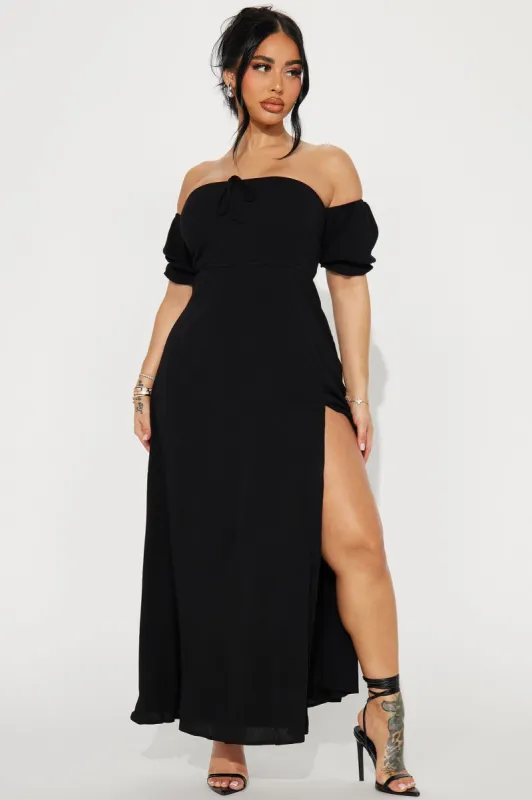 Lily Off Shoulder Maxi Dress - Black sold by Fashion Nova