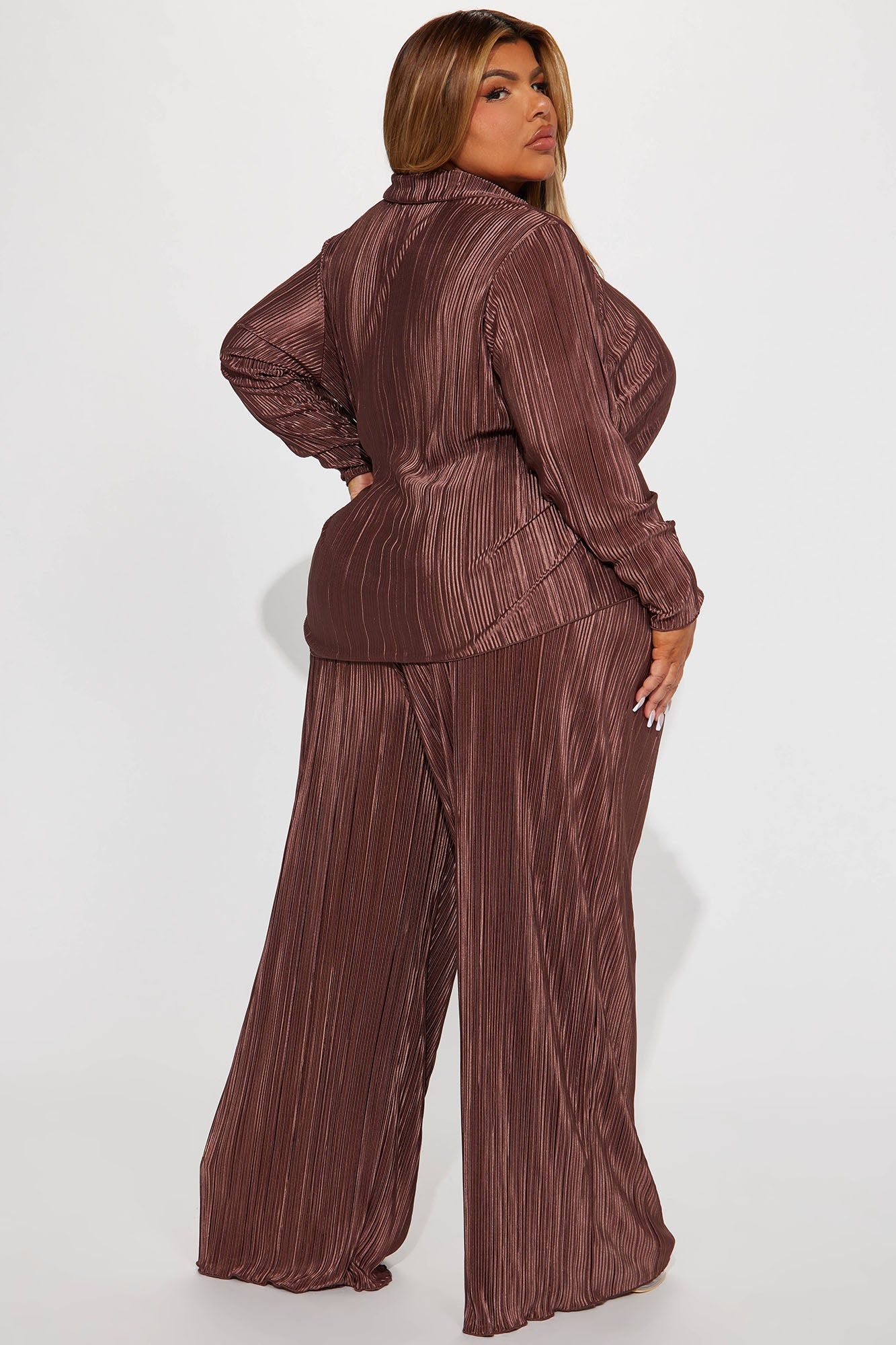 If It Plisse You Pant Set - Mocha sold by Fashion Nova product image thumbnail 6
