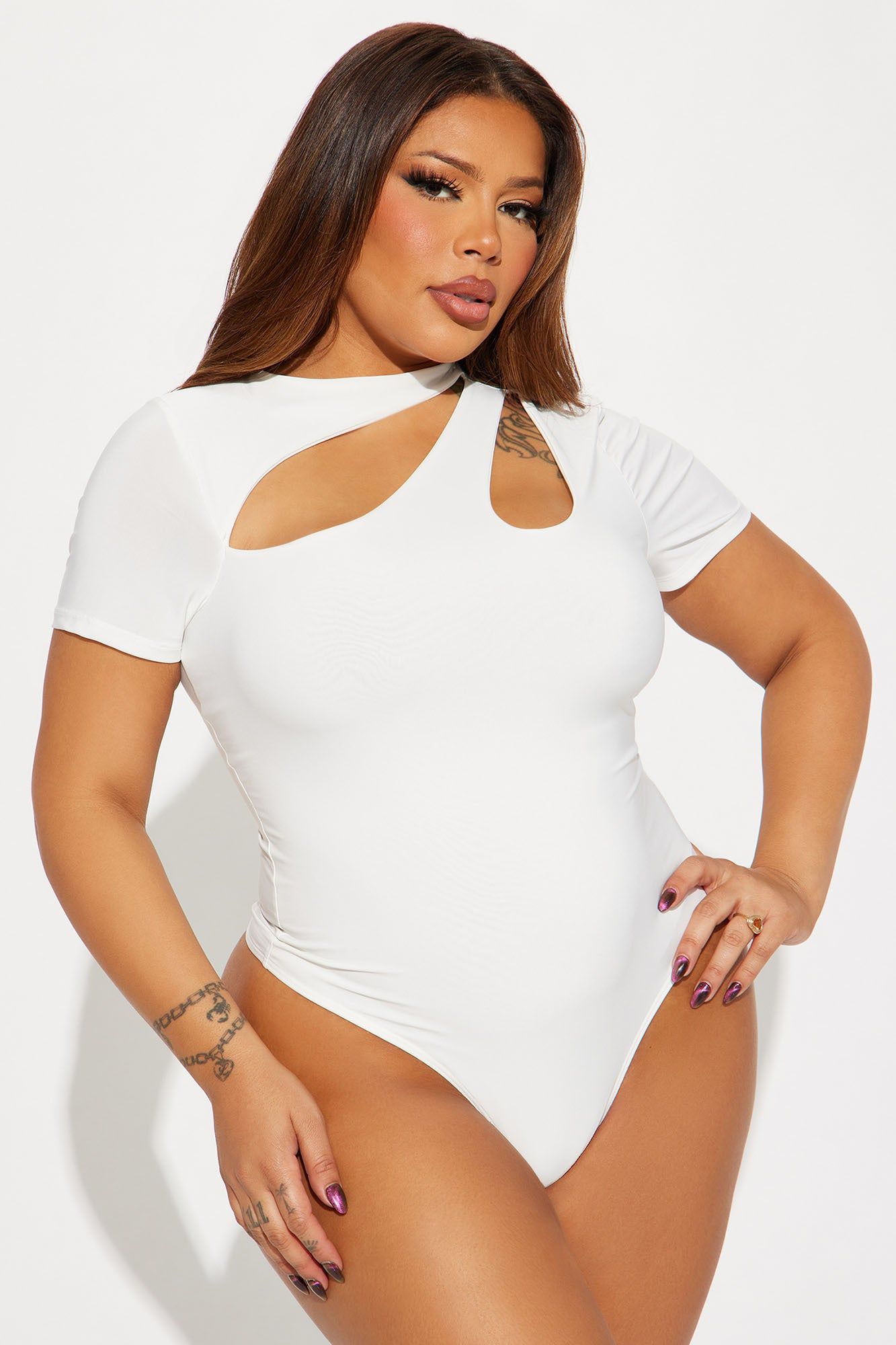 Keilani Short Sleeve Bodysuit - White sold by Fashion Nova product image thumbnail 5