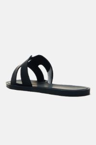Jackie Flat Sandals - Black sold by Fashion Nova
