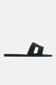 Jackie Flat Sandals - Black sold by Fashion Nova
