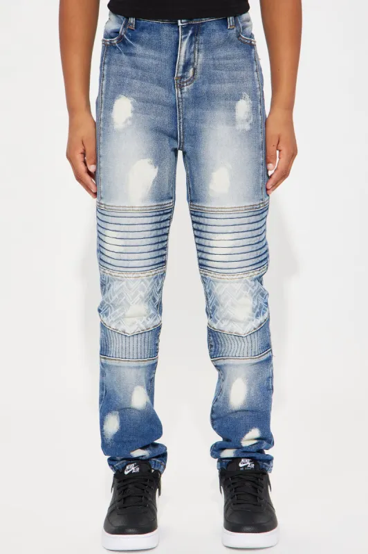Mini Pleated Seam Moto Skinny Jean - Medium Wash sold by Fashion Nova