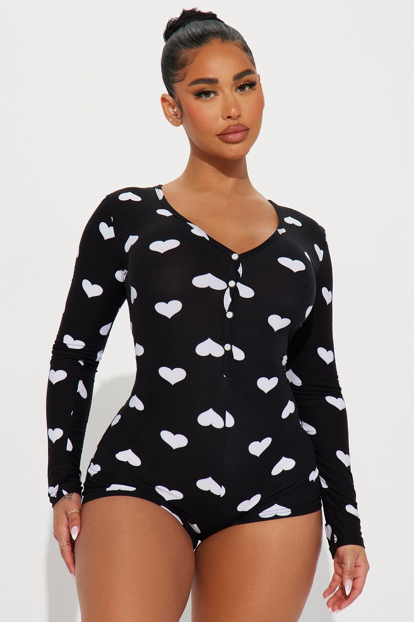 All My Heart Long Sleeve PJ Romper Onesie - Black/White sold by Fashion Nova