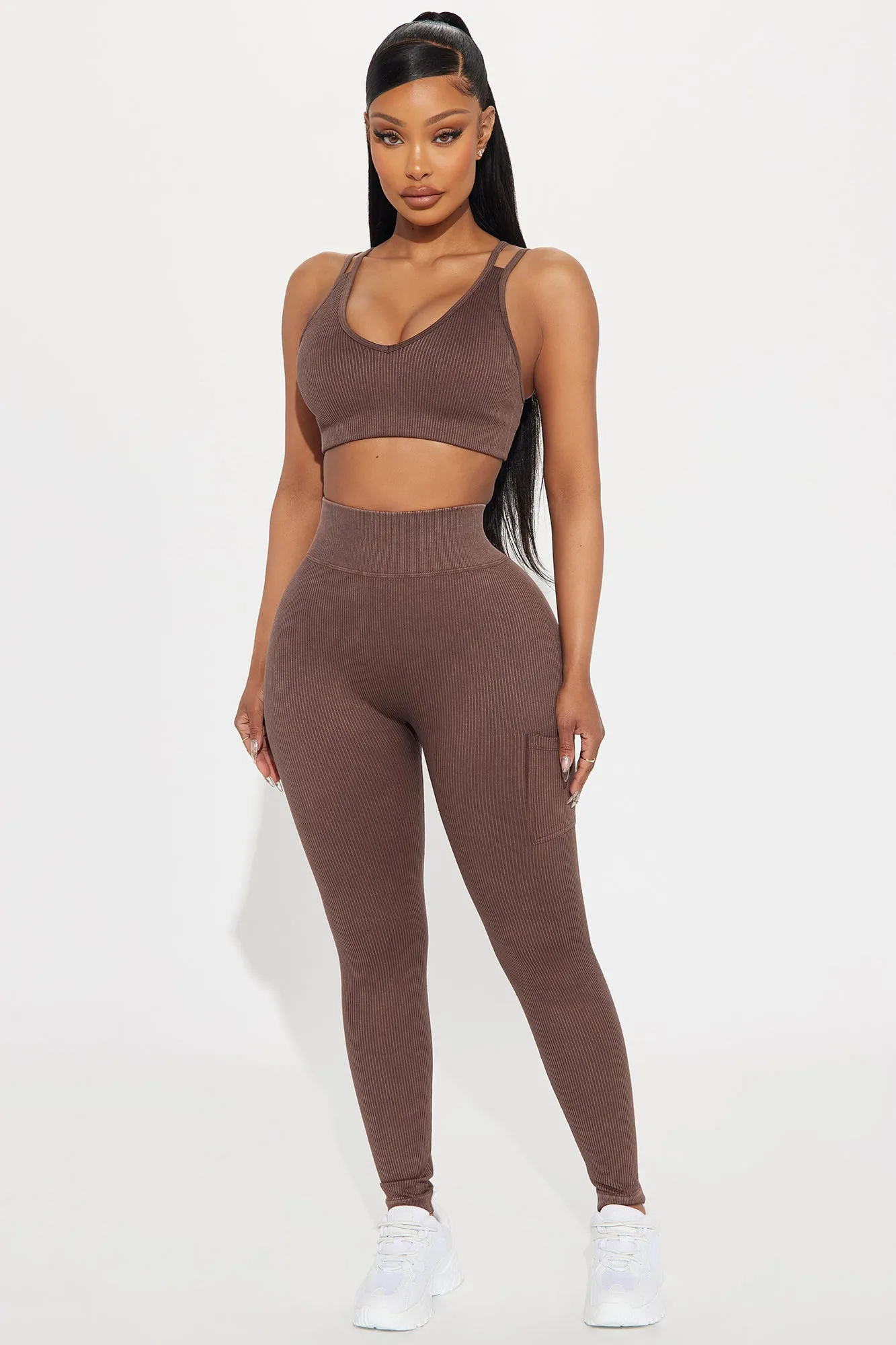 Hotshot Active Legging - Brown sold by Fashion Nova