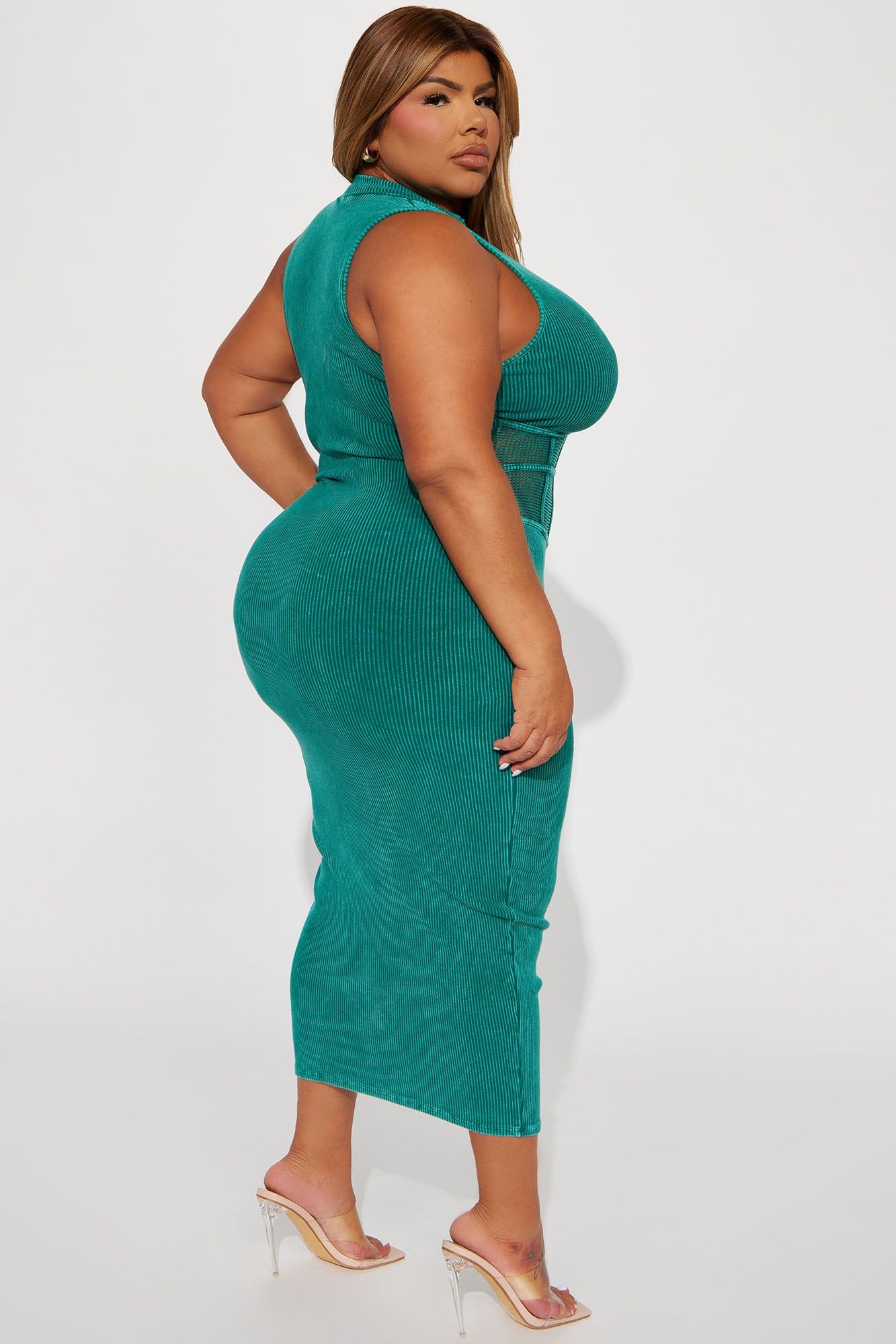 Regina Ribbed Midi Dress - Kelly Green sold by Fashion Nova product image thumbnail 6