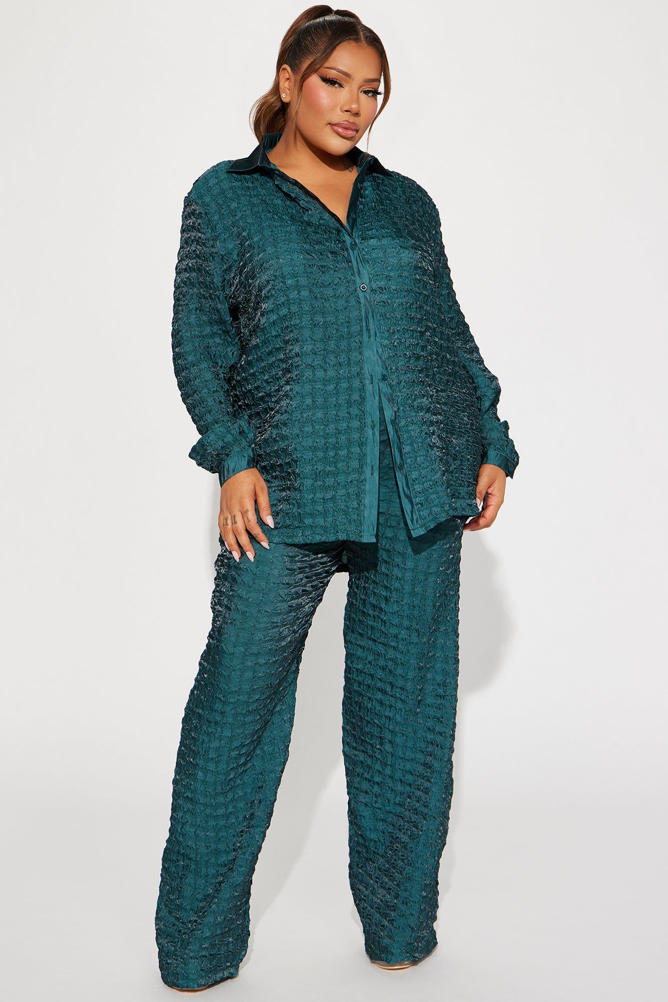 Royal Textured Pant Set - Hunter sold by Fashion Nova product image thumbnail 4