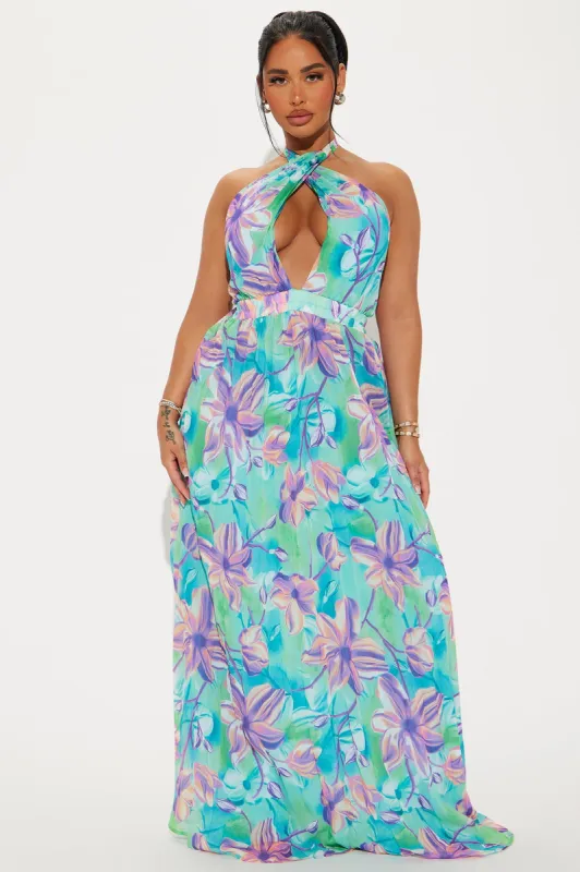 Tropic Lifestyle Maxi Dress - Green/combo sold by Fashion Nova