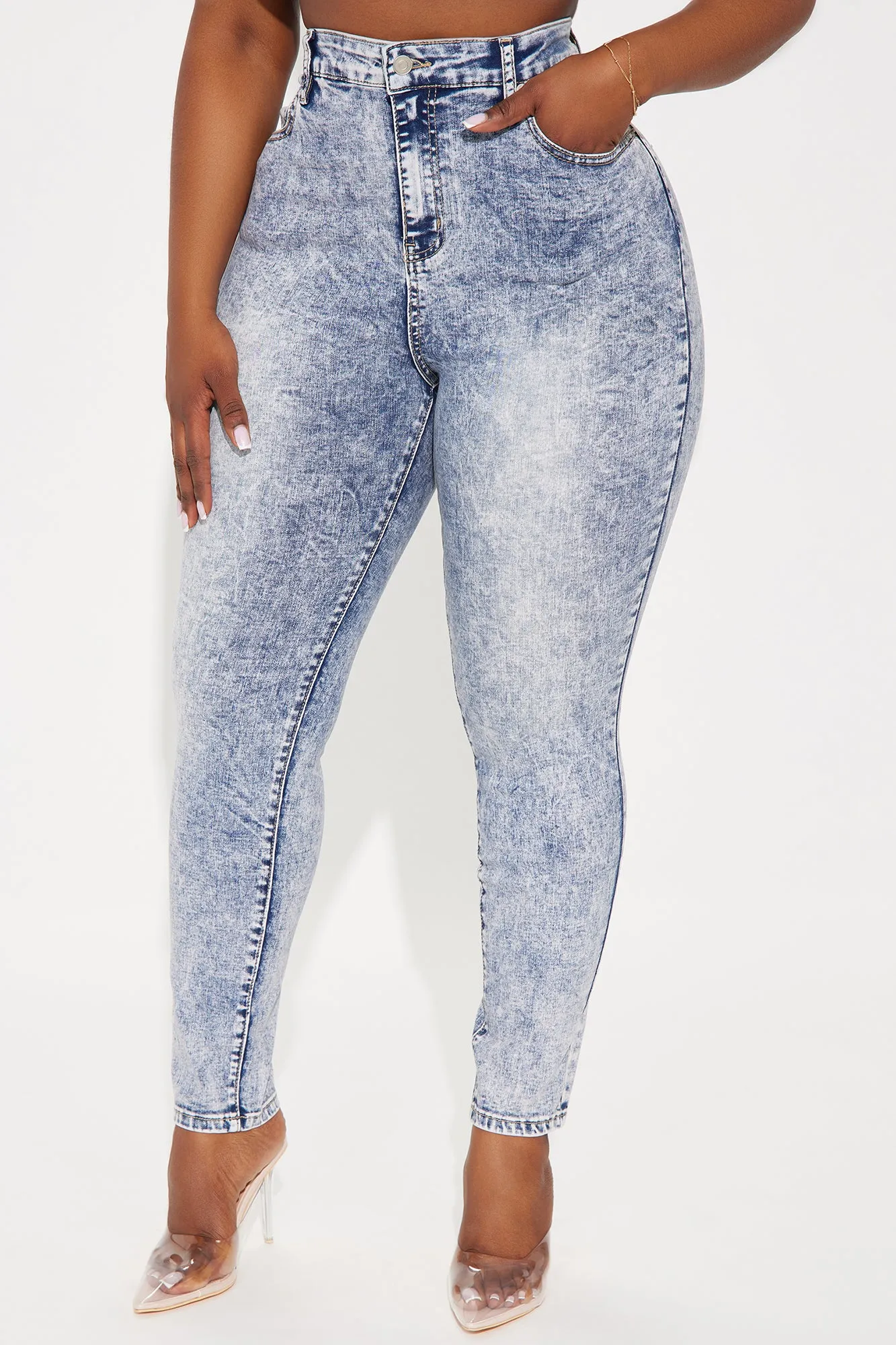 It's A Sure Thing Stretch Skinny Jeans - Vintage Wash sold by Fashion Nova product image thumbnail 5