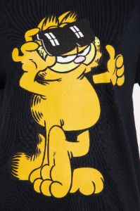 Garfield Cool Cat Tee - Black sold by Fashion Nova