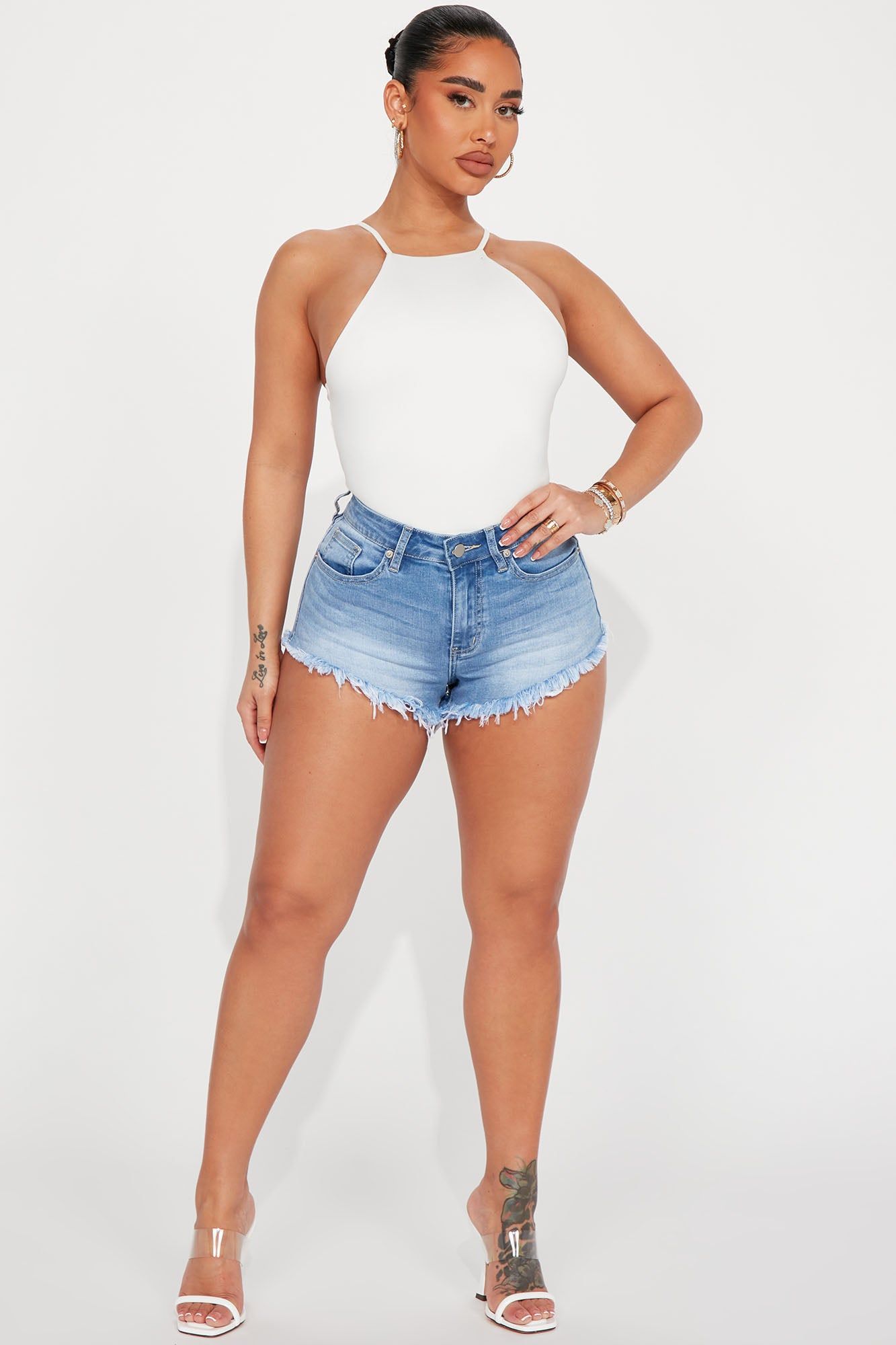 Back And Forth Cut Off Stretch Denim Shorts - Light Wash sold by Fashion Nova product image thumbnail 2