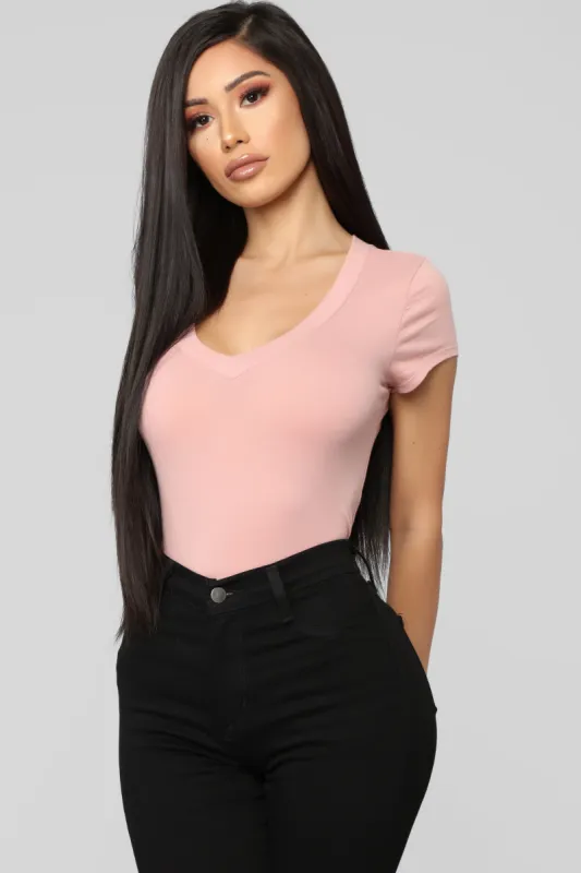 Carla Basic V Tee - Mauve made by Fashion Nova
