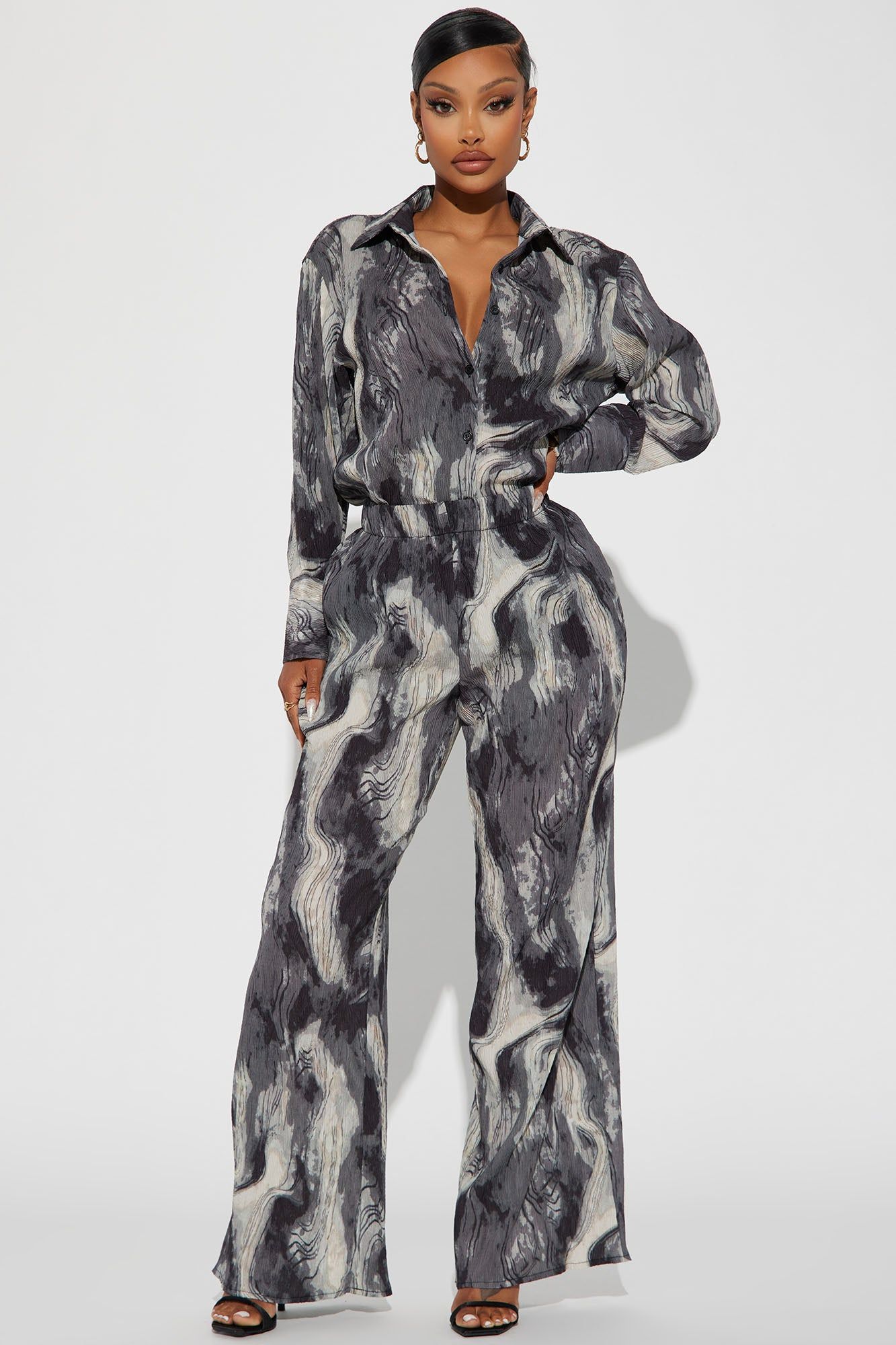 Macie Plisse Pant Set - Grey/combo sold by Fashion Nova