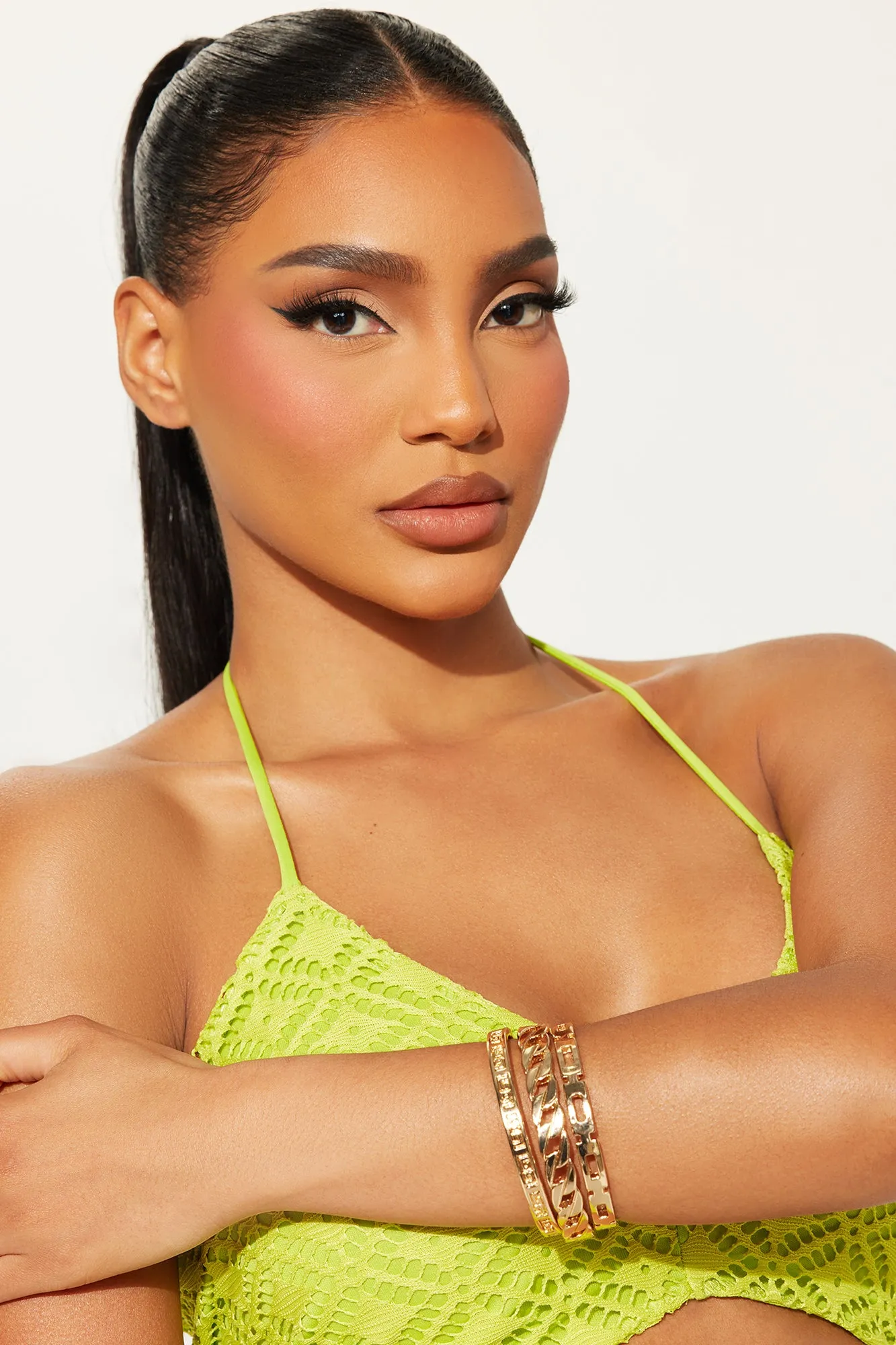 Can't Ignore The Pattern Bracelet Set - Gold sold by Fashion Nova product image thumbnail 2