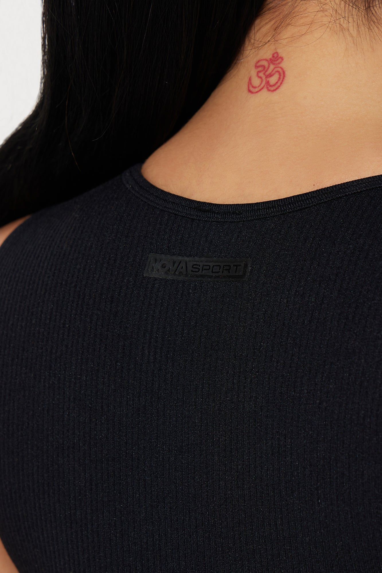 Power Hook Effortless Seamless Sports Bra - Black sold by Fashion Nova product image thumbnail 3