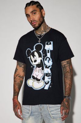 Mickey Airbrush Graphic Short Sleeve Tee - Black sold by Fashion Nova