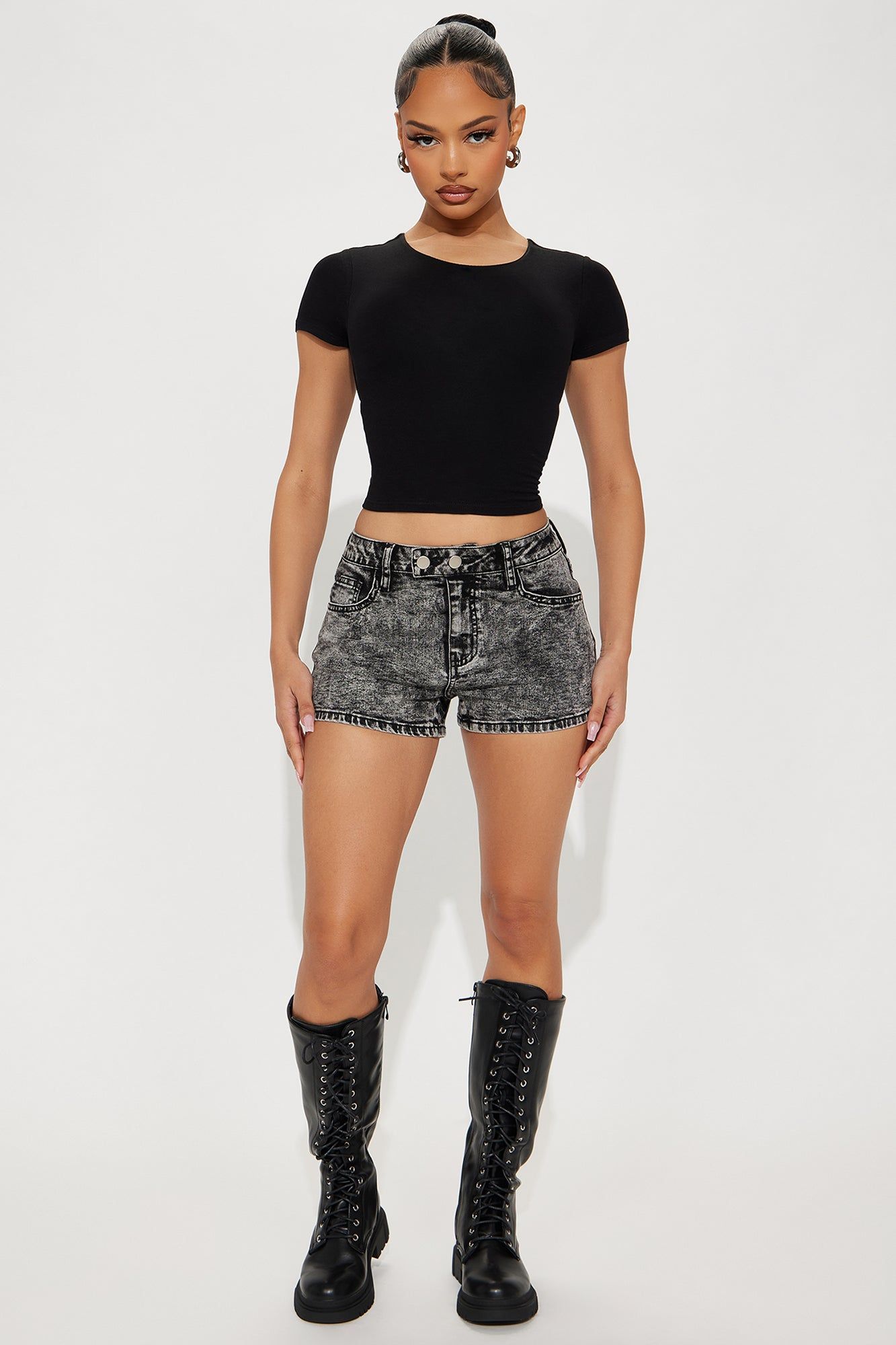Clara Crew Neck Tee - Black sold by Fashion Nova