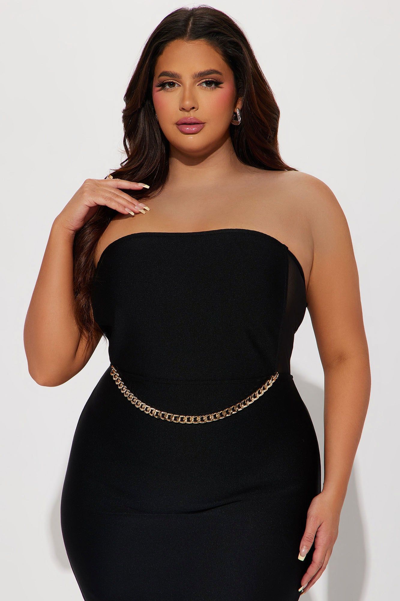 Cassia Bandage Midi Dress - Black sold by Fashion Nova product image thumbnail 5