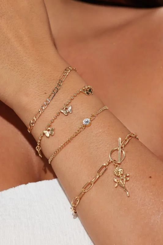 Romance Awaits Bracelet Set - Gold sold by Fashion Nova