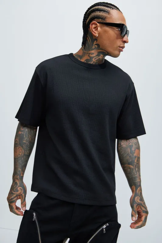 Burke Textured Tee - Black made by Fashion Nova