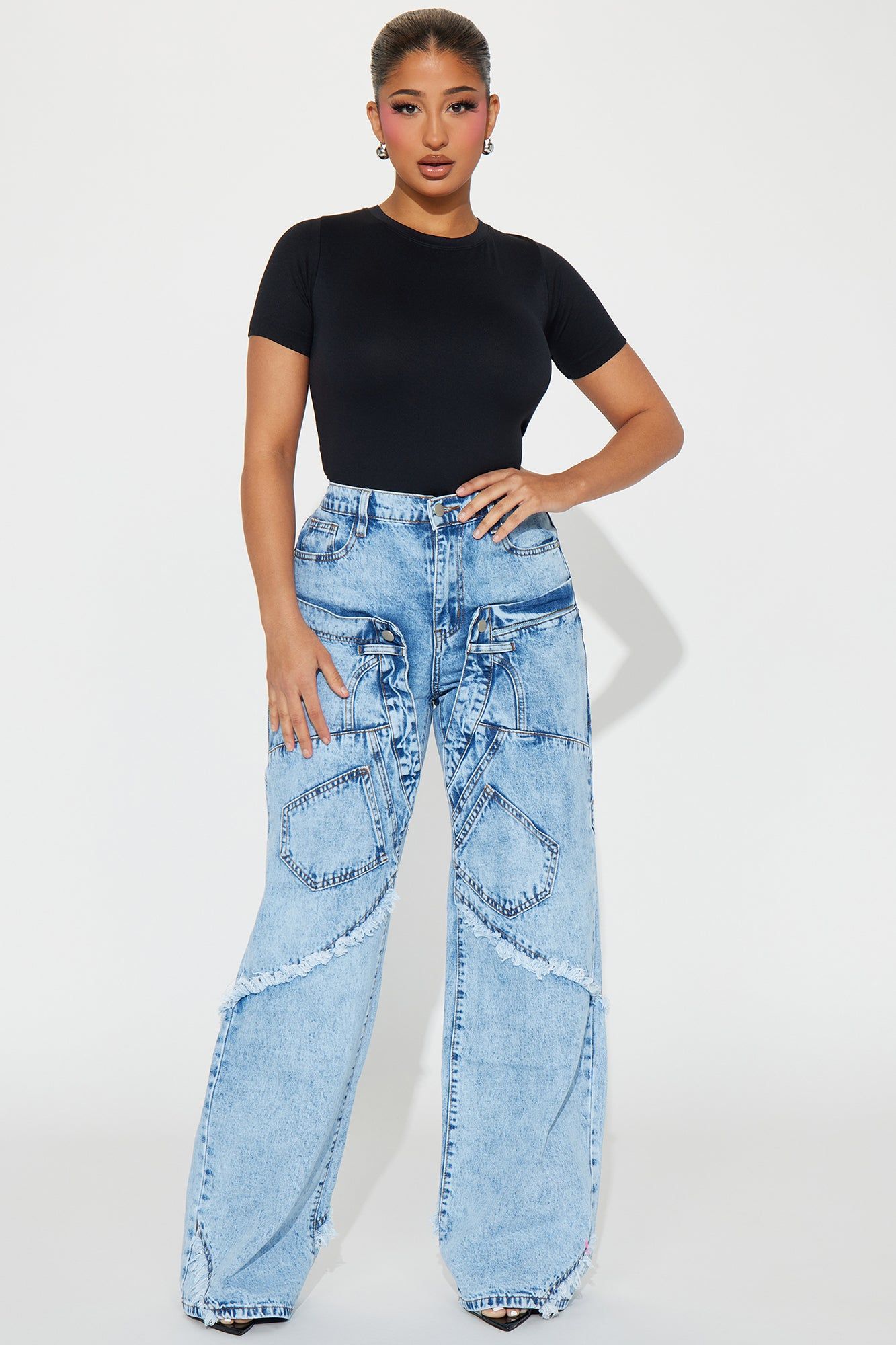 Mila Seamless Tee - Black sold by Fashion Nova product image thumbnail 2