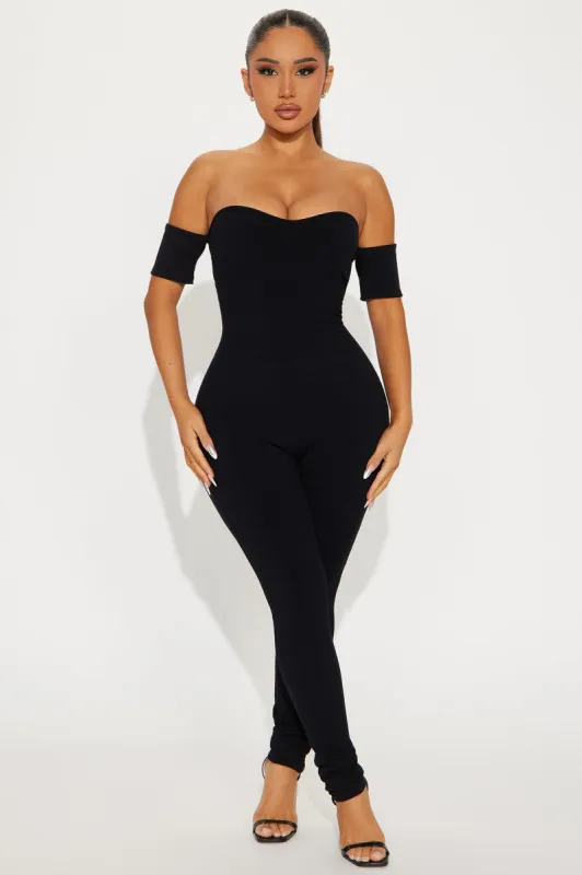 Rosalie Snatched Jumpsuit - Black sold by Fashion Nova