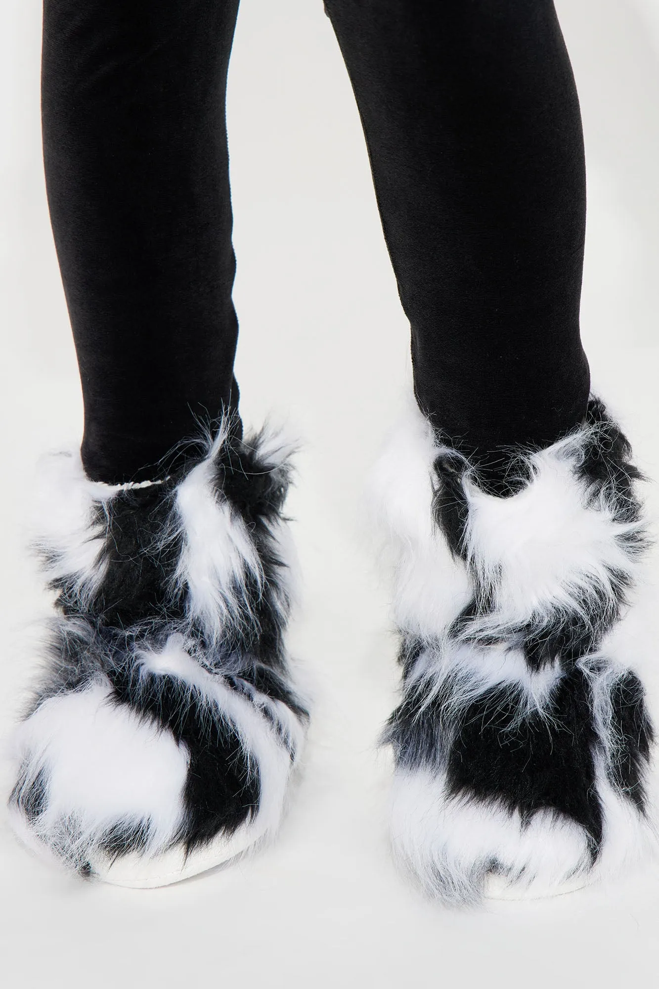 Mini Life Of The Party Fuzzy Flat Boots - White/Black sold by Fashion Nova