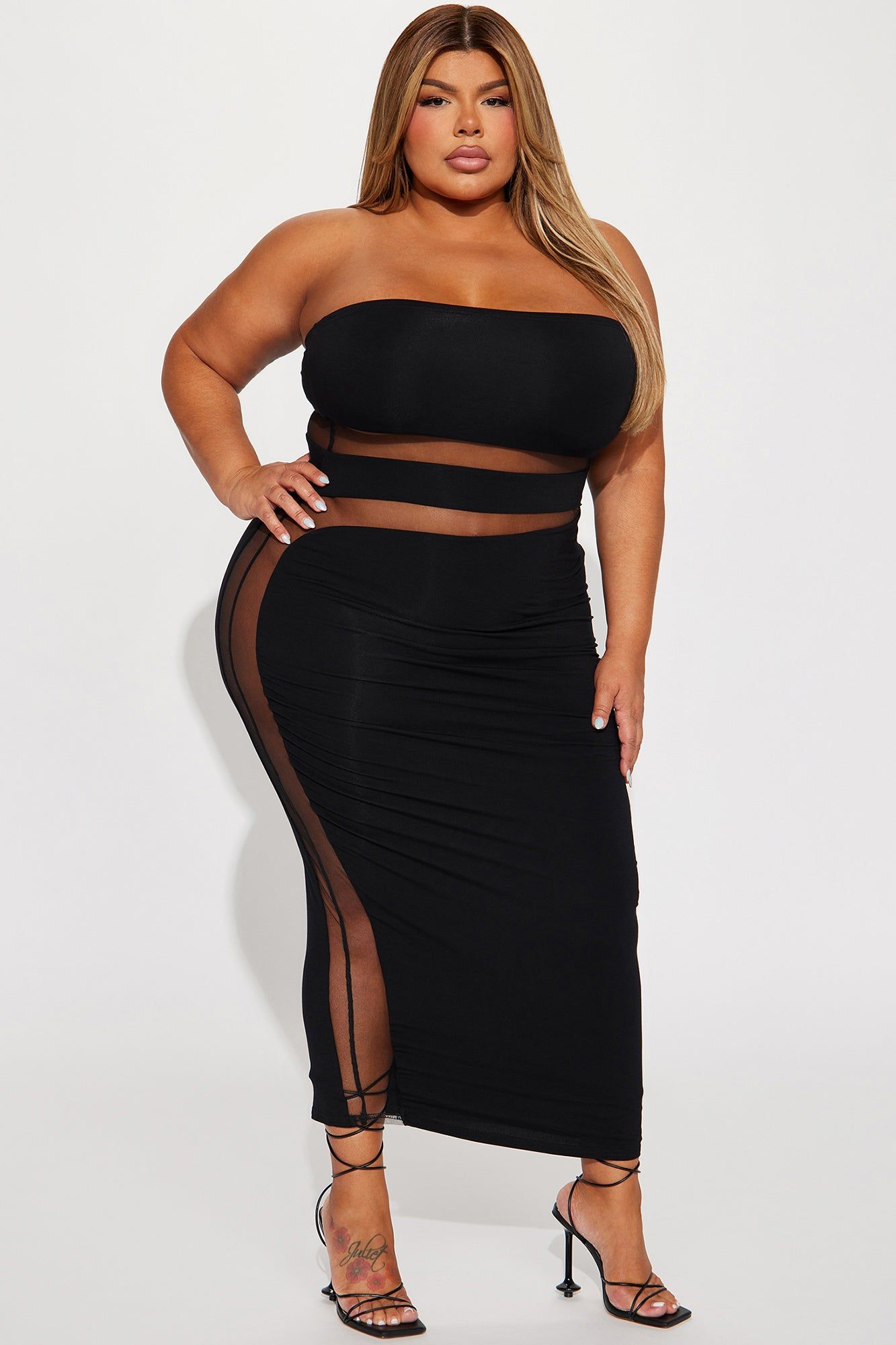 Alaina Maxi Dress - Black sold by Fashion Nova product image thumbnail 4