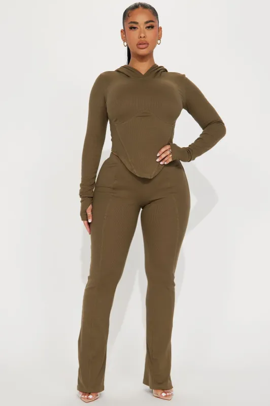 Faye Ribbed Pant Set - Olive sold by Fashion Nova