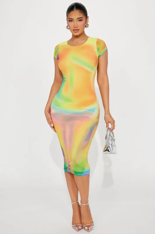 Cora Mesh Short Sleeve Maxi Dress - Yellow/combo sold by Fashion Nova