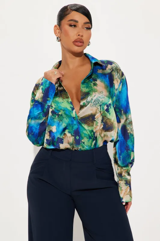California Coast Shirt - Blue/combo sold by Fashion Nova