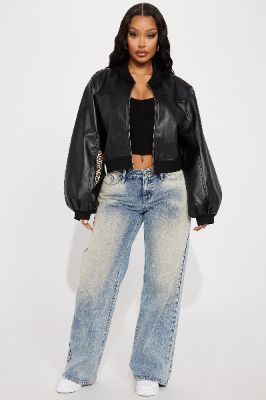Been There Basic Tinted Straight Leg Jeans - Light Wash sold by Fashion Nova