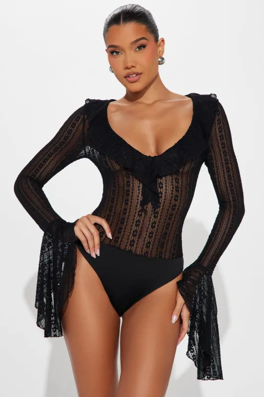 Spring Fling Ruffle Bodysuit - Black sold by Fashion Nova