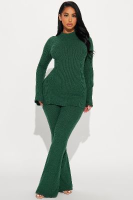Clarissa Cozy Pant Set - Hunter sold by Fashion Nova
