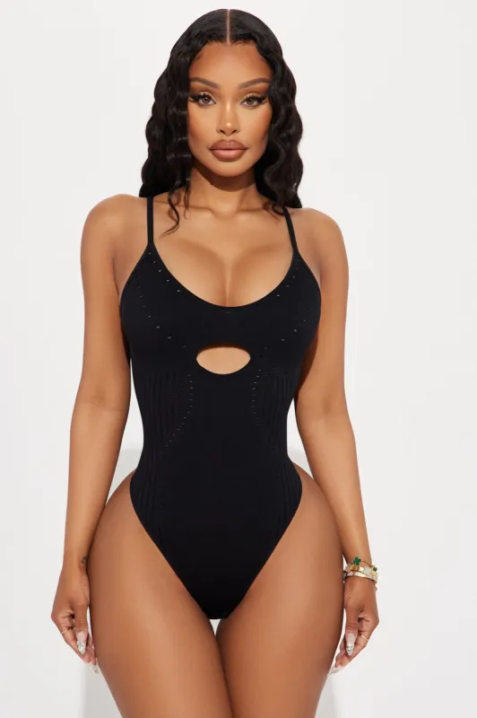 Simone Seamless Bodysuit - Black sold by Fashion Nova