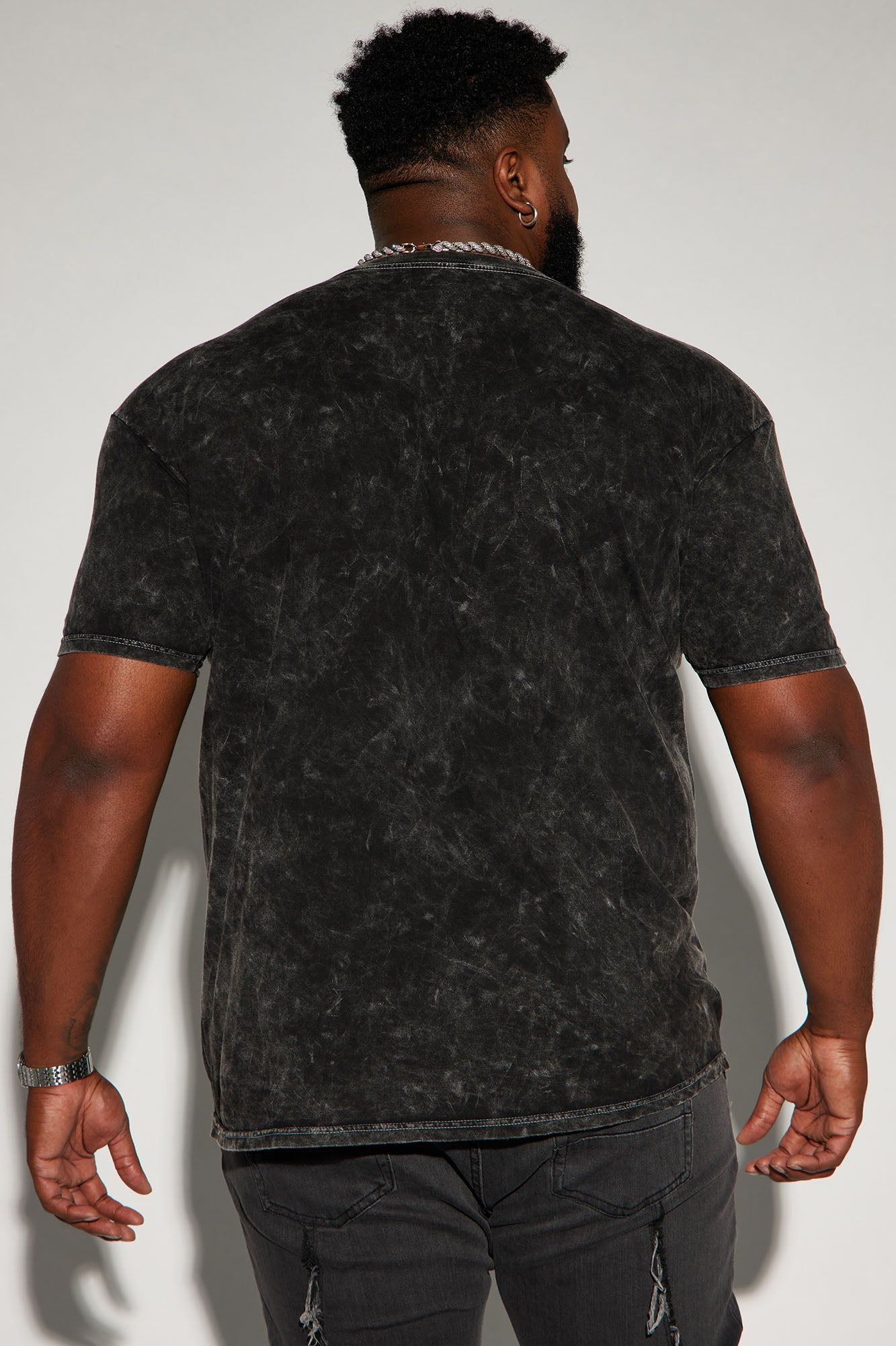 King Mural Short Sleeve Tee - Black sold by Fashion Nova product image thumbnail 6