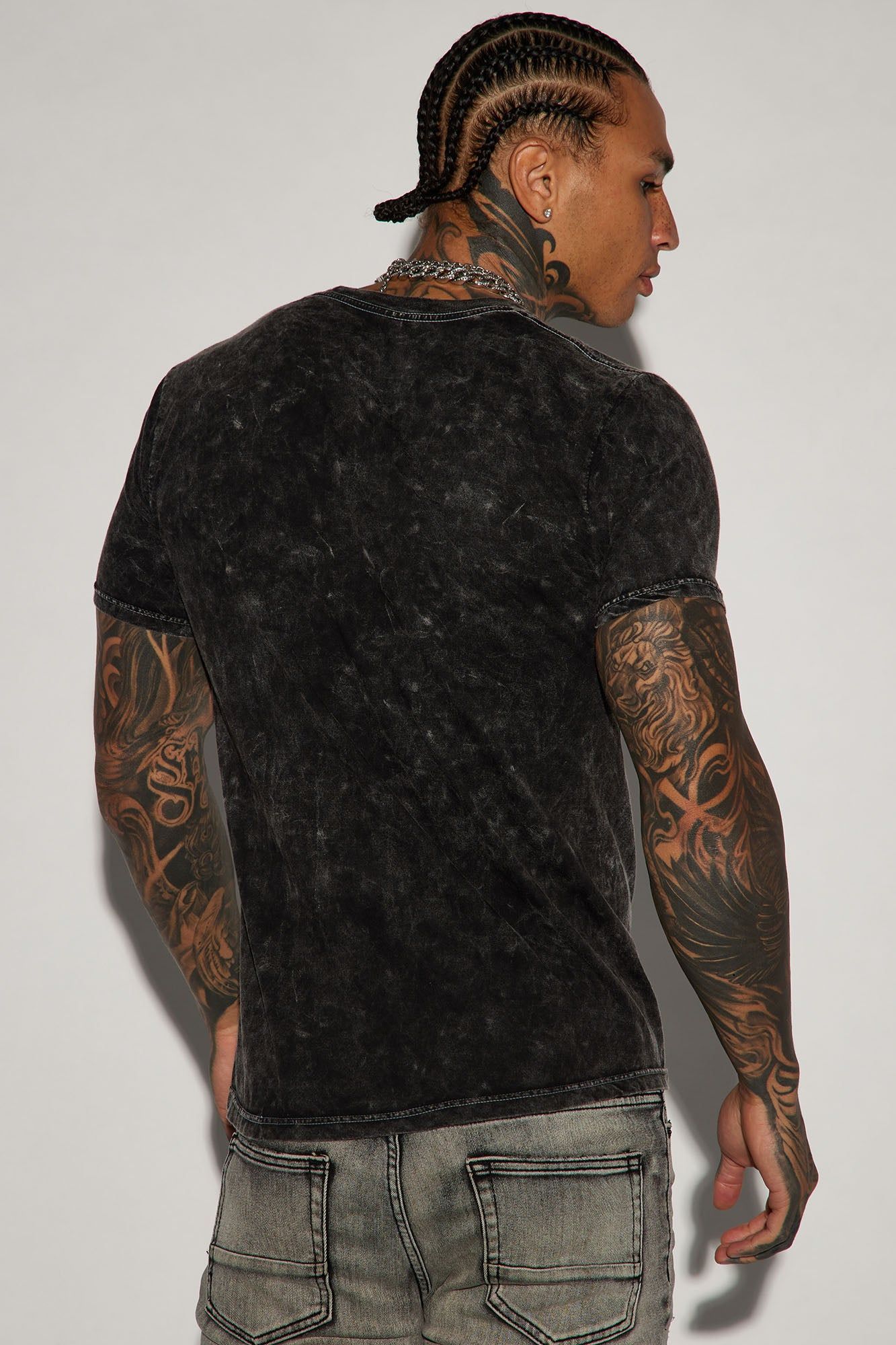 King Mural Short Sleeve Tee - Black sold by Fashion Nova product image thumbnail 4