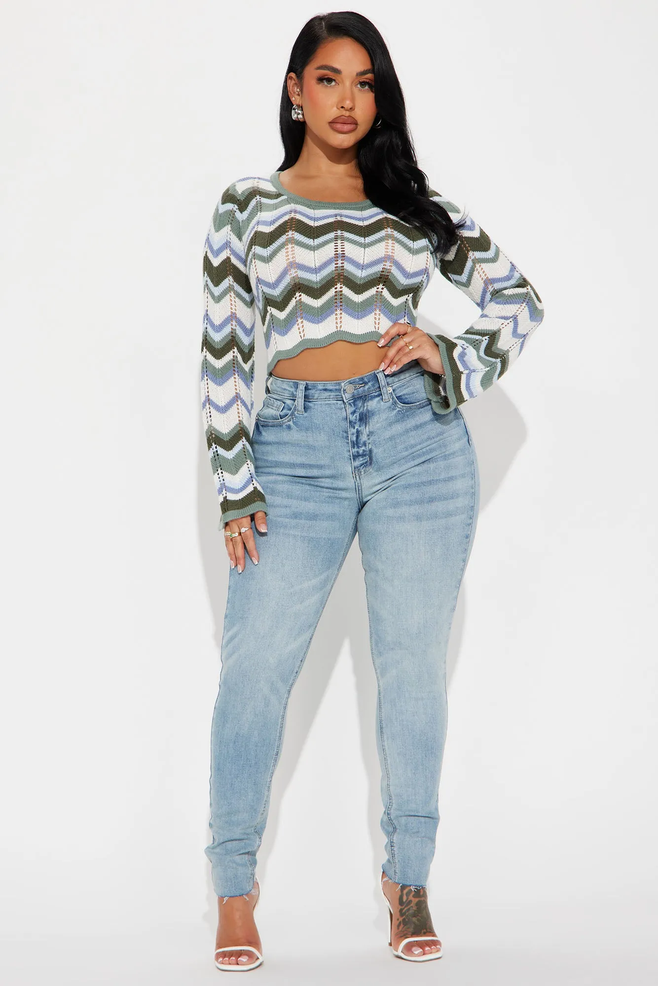 She's In The Moment Stretch Skinny Jeans - Medium Wash sold by Fashion Nova