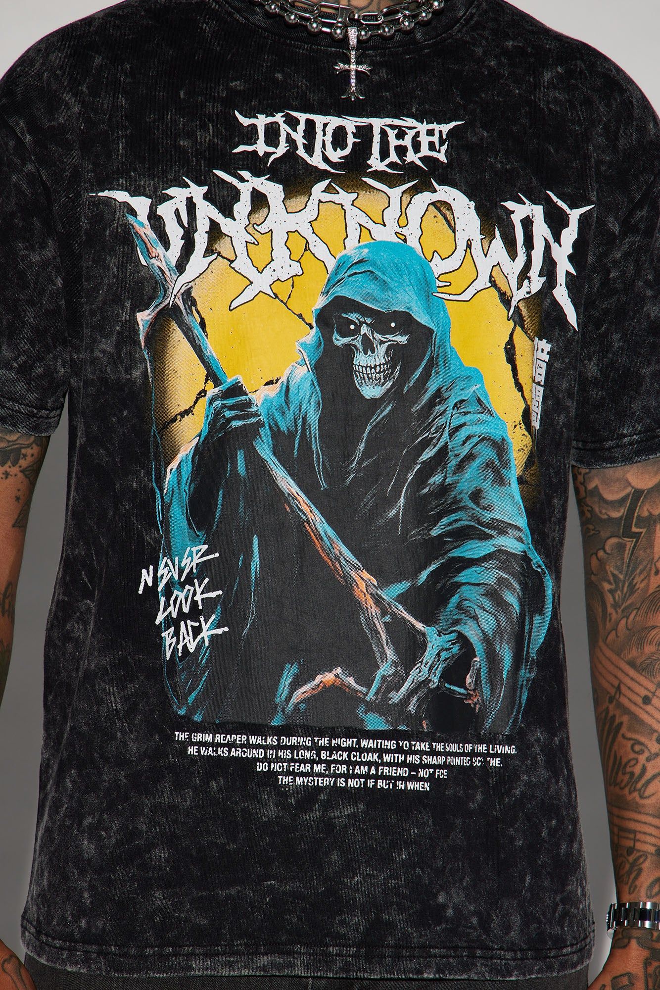 Into The Unknown Short Sleeve Tee - Black sold by Fashion Nova product image thumbnail 4