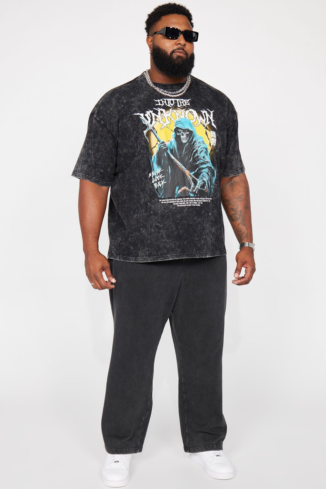 Into The Unknown Short Sleeve Tee - Black sold by Fashion Nova product image thumbnail 6