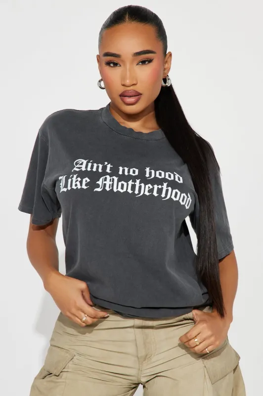 Ain't No Hood Like Motherhood Washed Tee - Black Wash sold by Fashion Nova