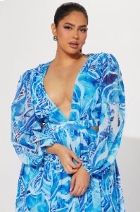 Villa Vacation Chiffon Maxi Dress - Blue/combo sold by Fashion Nova