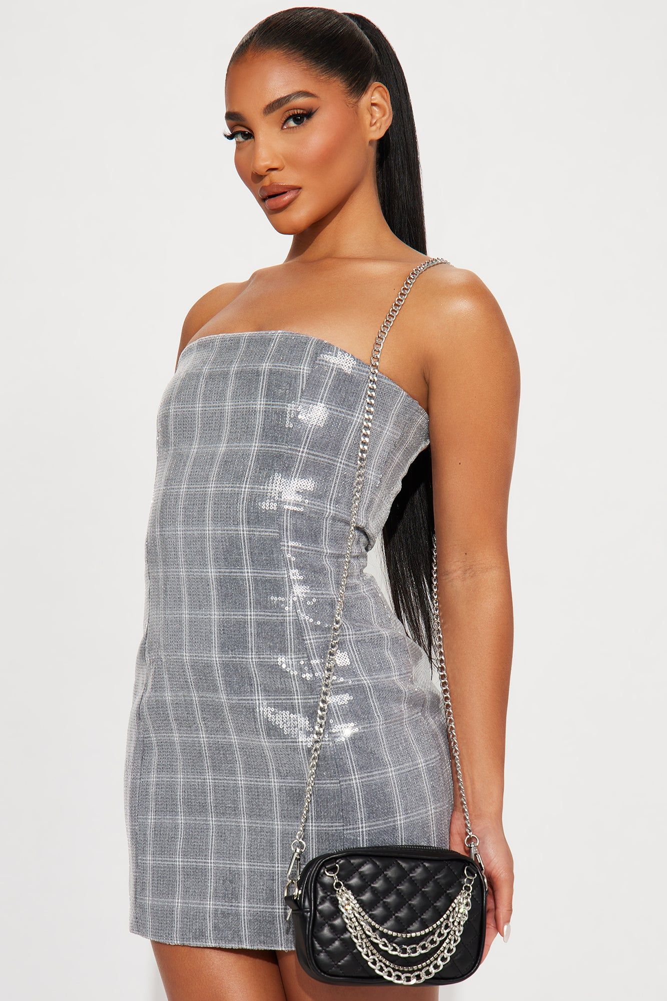 Worth It Belt Bag - Black sold by Fashion Nova product image thumbnail 2