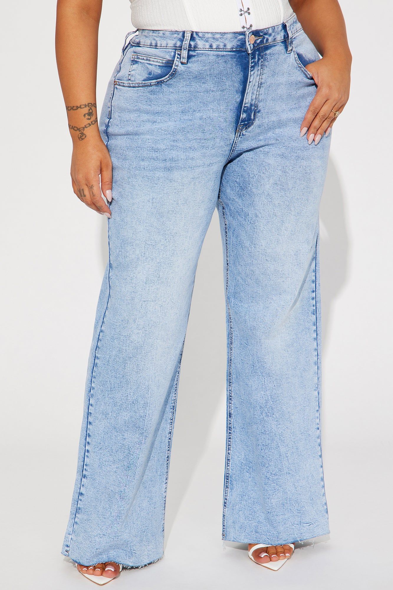 So Valid Stretch Wide Leg Jeans - Light Wash sold by Fashion Nova product image thumbnail 5