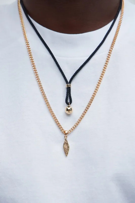 Diamond And Pendant 2 Piece Necklace Set - Gold sold by Fashion Nova