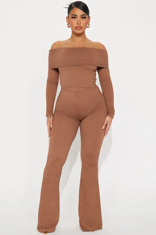 Amaya Textured Pant Set - Mocha sold by Fashion Nova