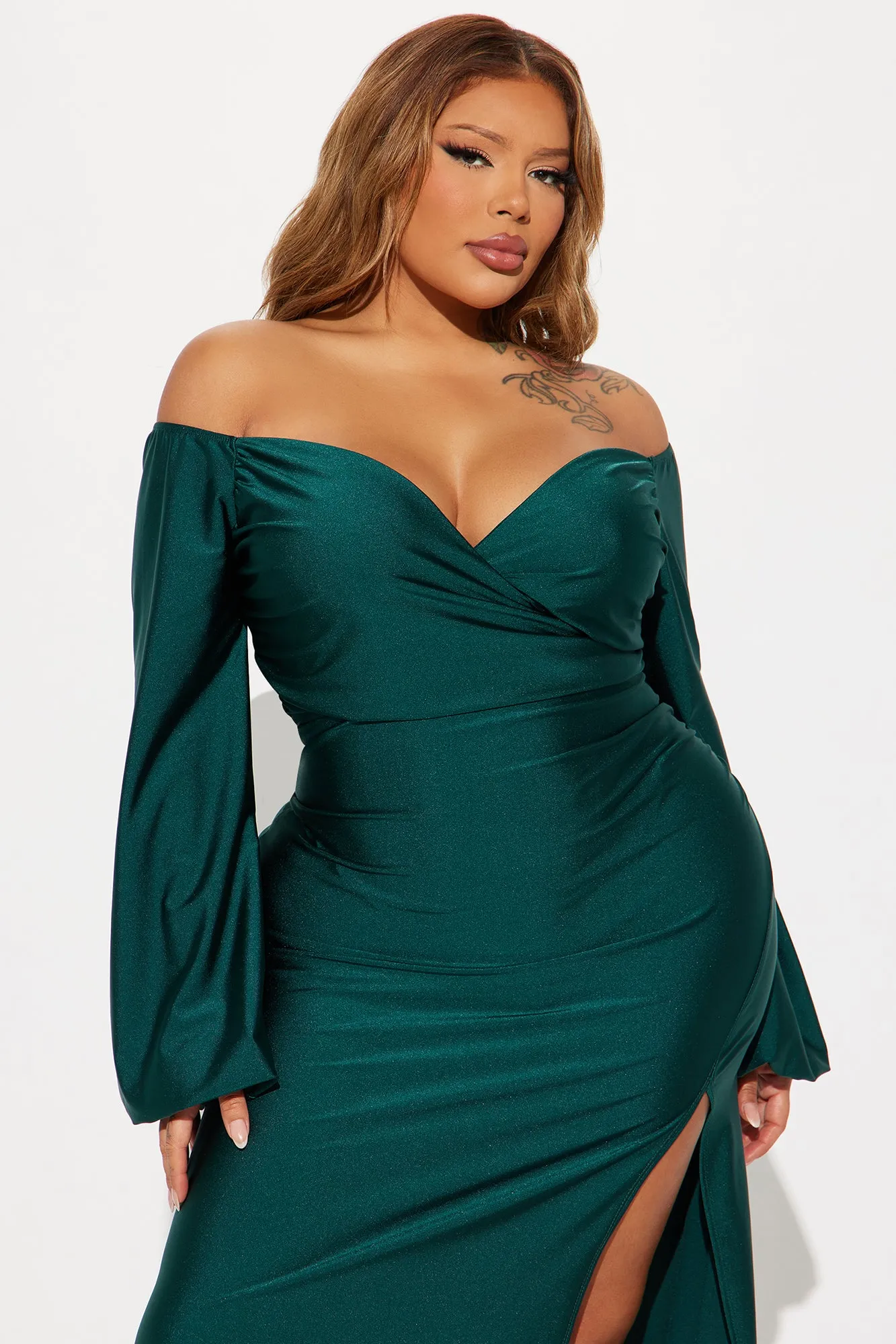 Denise Off Shoulder Maxi Dress - Hunter sold by Fashion Nova product image thumbnail 5