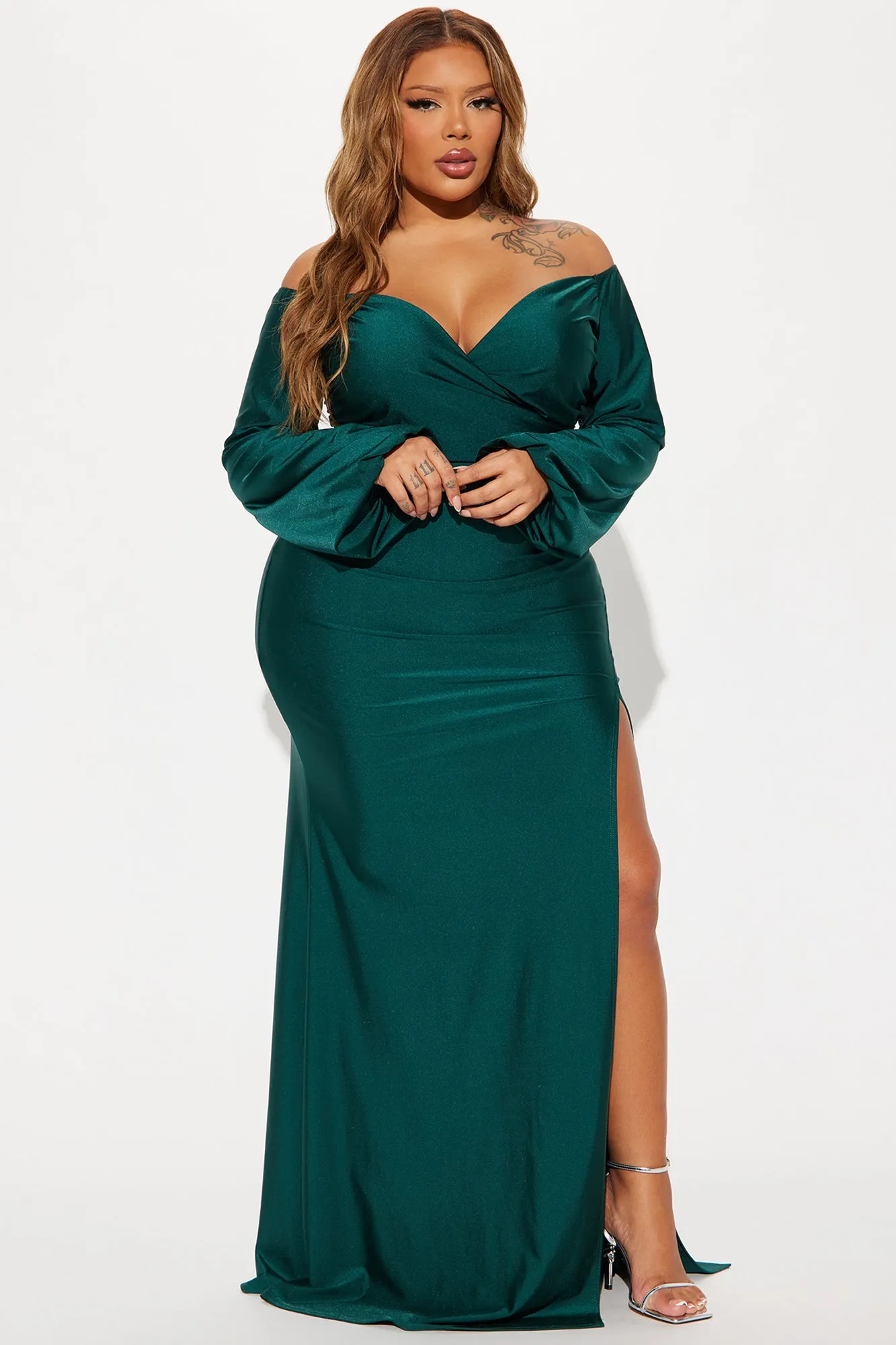 Denise Off Shoulder Maxi Dress - Hunter sold by Fashion Nova product image thumbnail 4