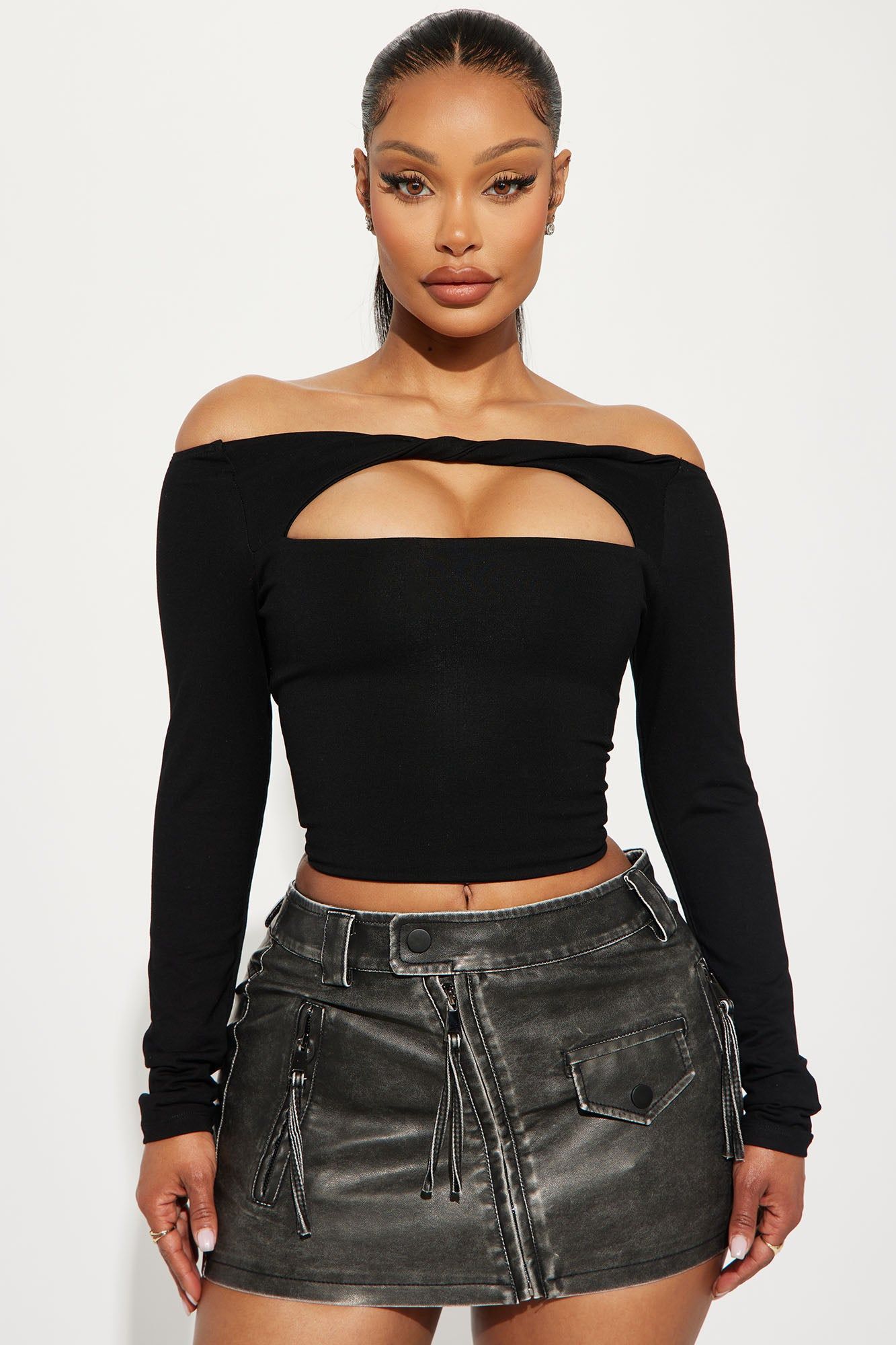 Fool For Love Off Shoulder Top - Black sold by Fashion Nova