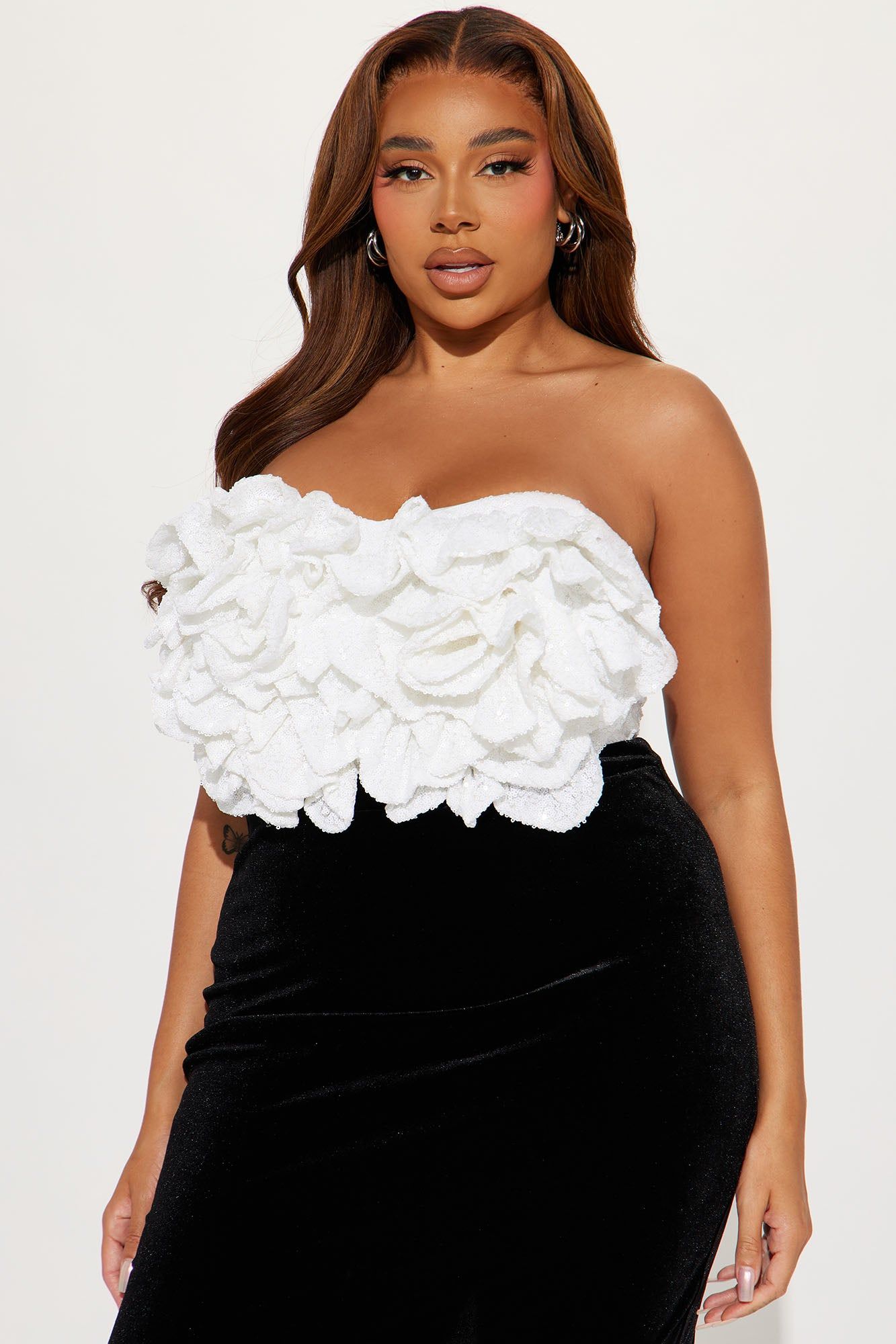 Dubai Evenings Sequin Ruffle Midi Dress - Black/White sold by Fashion Nova product image thumbnail 6